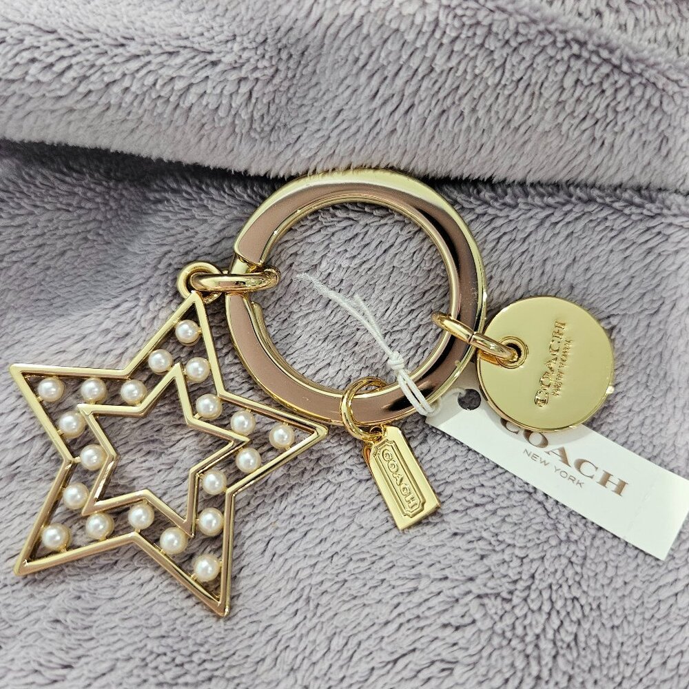 NWT Coach Faux Pearl Gold Tone Star Key Chain/Fob/Bag Charm